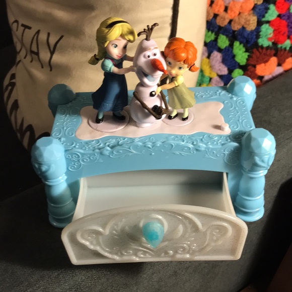 Disney Frozen Music Box Jewelry Box - Picture 4 of 11